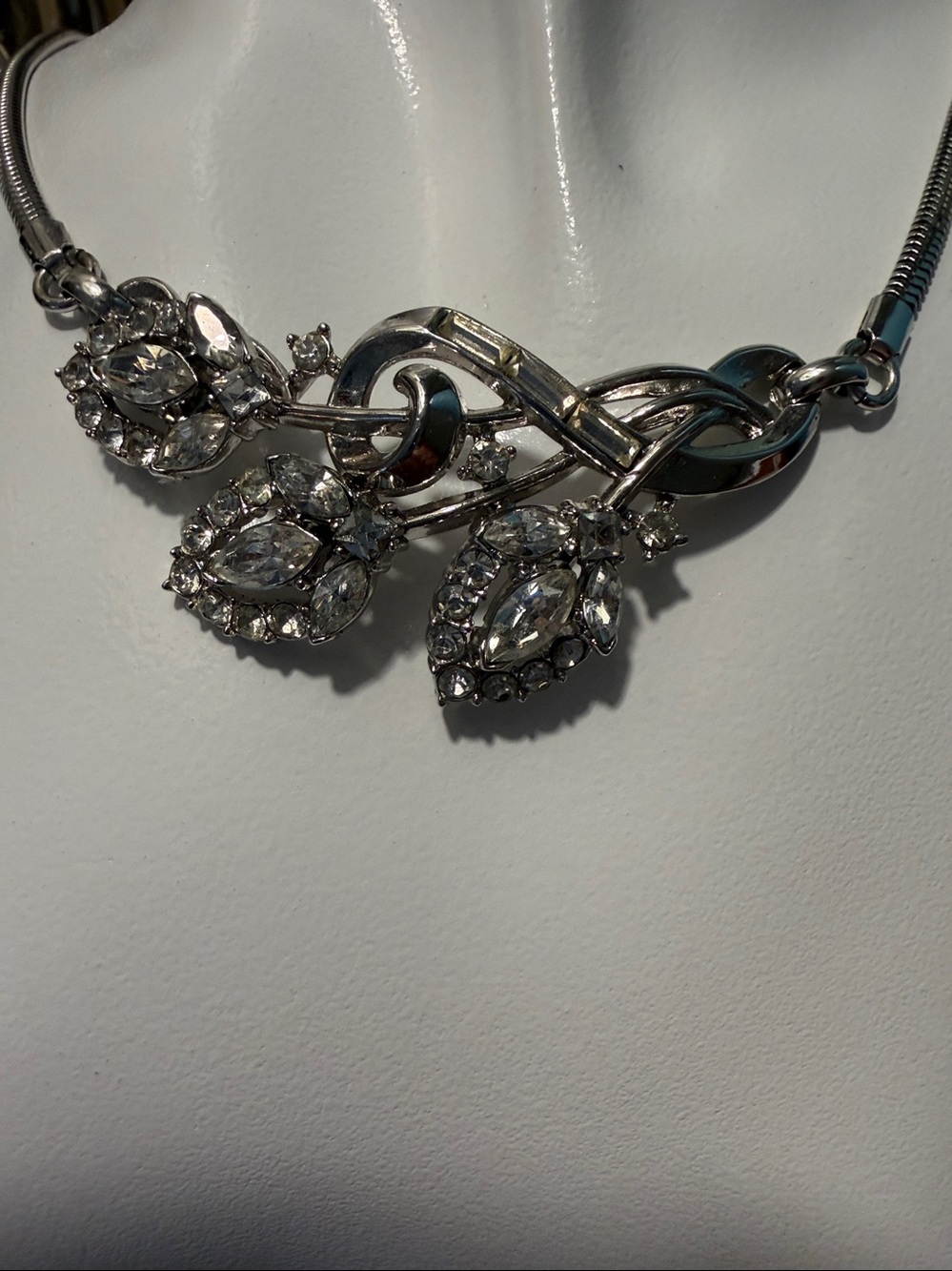 Vtg. Crown Trifari Alfred Philippe “Flirtation” Book Piece - Picture 8 of 11
